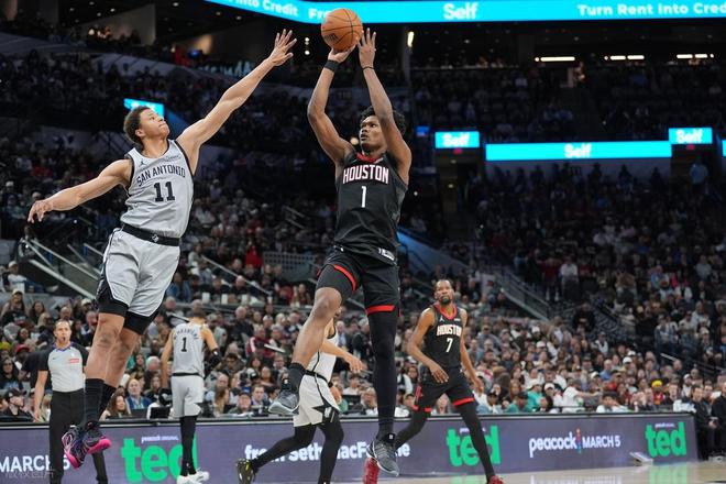 文班亚马统治全场 马刺大胜火箭西部排名再变