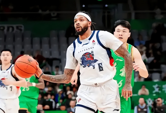 山东主场失利暴露节奏失控，联盟格局加速重塑