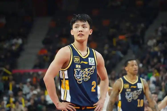 山东主场失利暴露节奏失控，联盟格局加速重塑