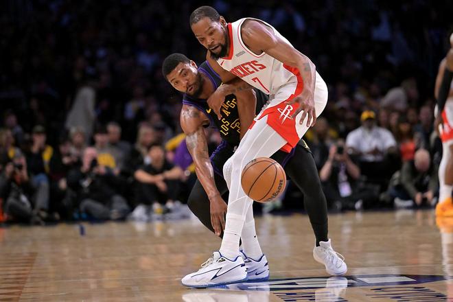 火箭队防守漏洞难掩 湖人双枪狂砍48分力克休斯